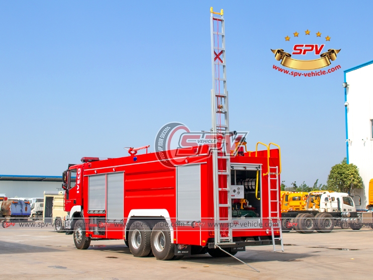 Dry Powder Water Foam Fire Truck IVECO - LB2